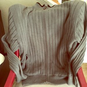 Men’s Sweater Lanesboro Gray w/Black trim Size LG